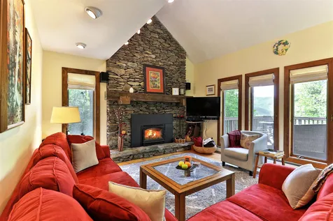 30 Meadow Hawk Lane Rochester VT 05767
