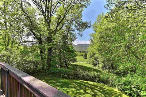 30 Meadow Hawk Lane Rochester VT 05767