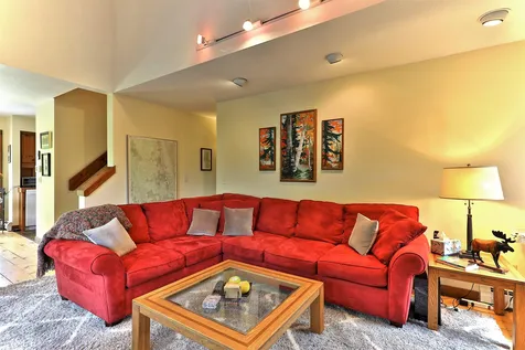 30 Meadow Hawk Lane Rochester VT 05767