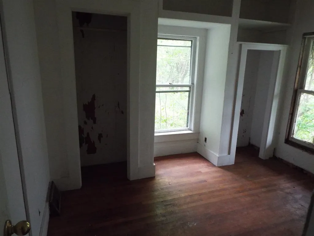 74 Mountain Avenue St. Johnsbury VT 05819