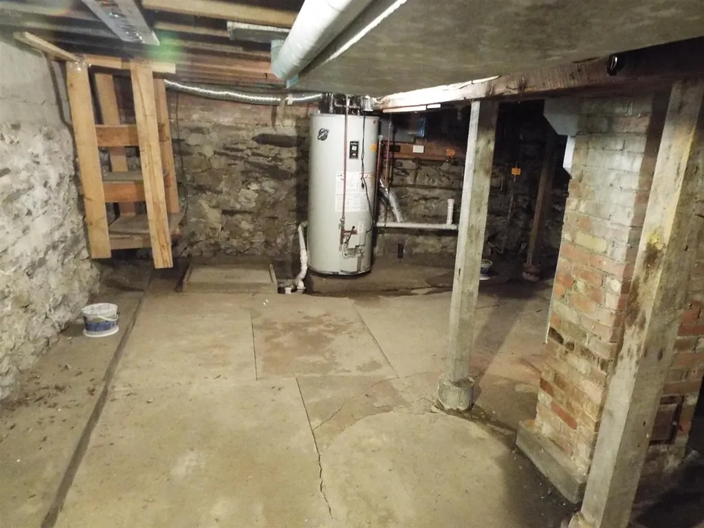 74 Mountain Avenue St. Johnsbury VT 05819