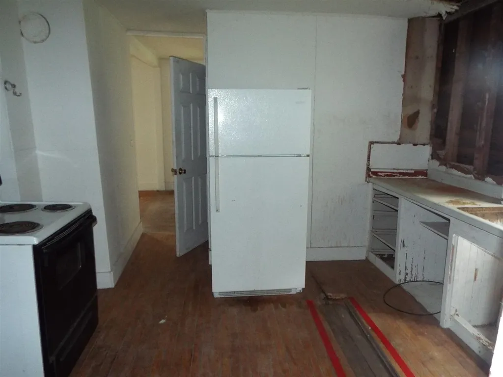 74 Mountain Avenue St. Johnsbury VT 05819