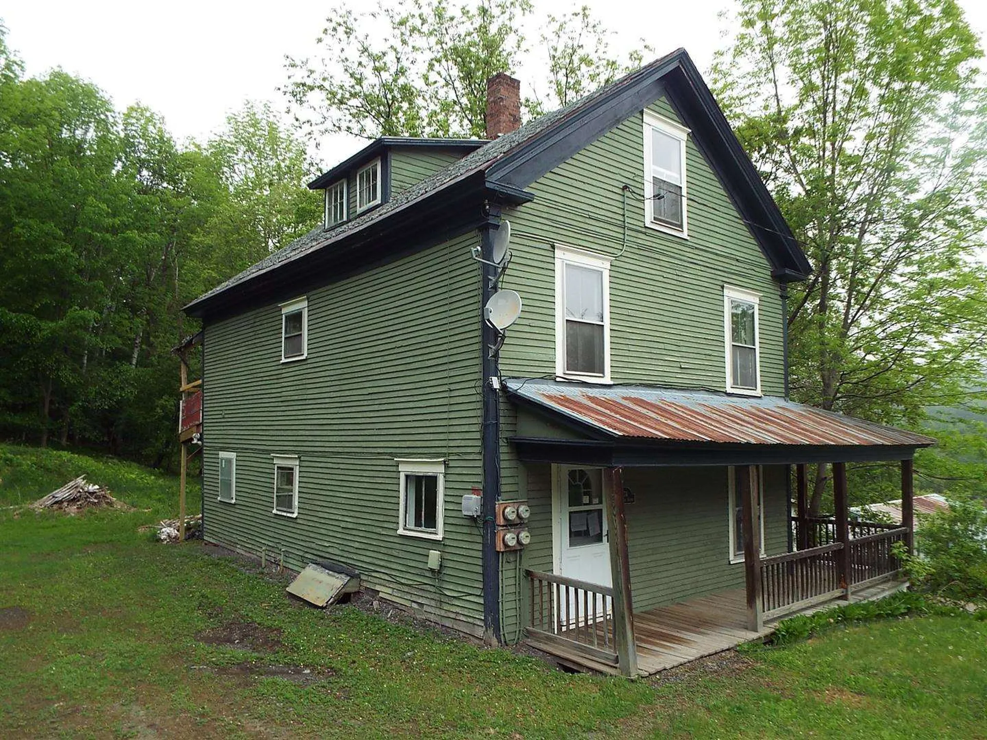 74 Mountain Avenue St. Johnsbury VT 05819