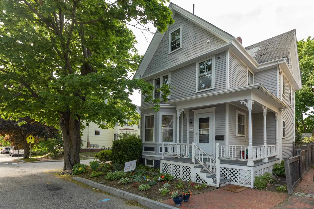 59 New Castle Avenue Portsmouth NH 03801