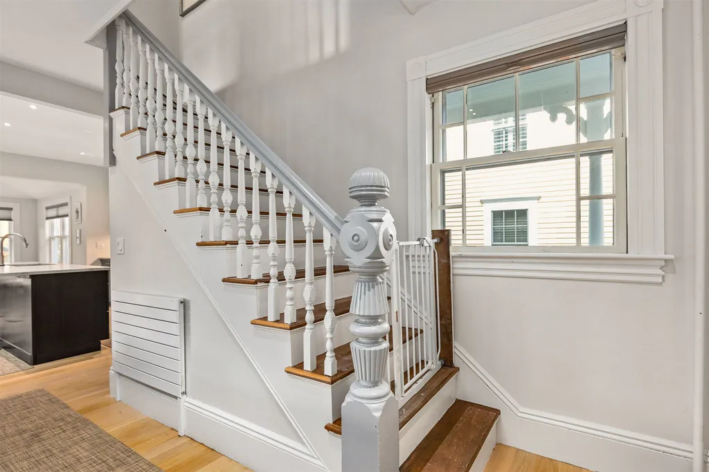 59 New Castle Avenue Portsmouth NH 03801