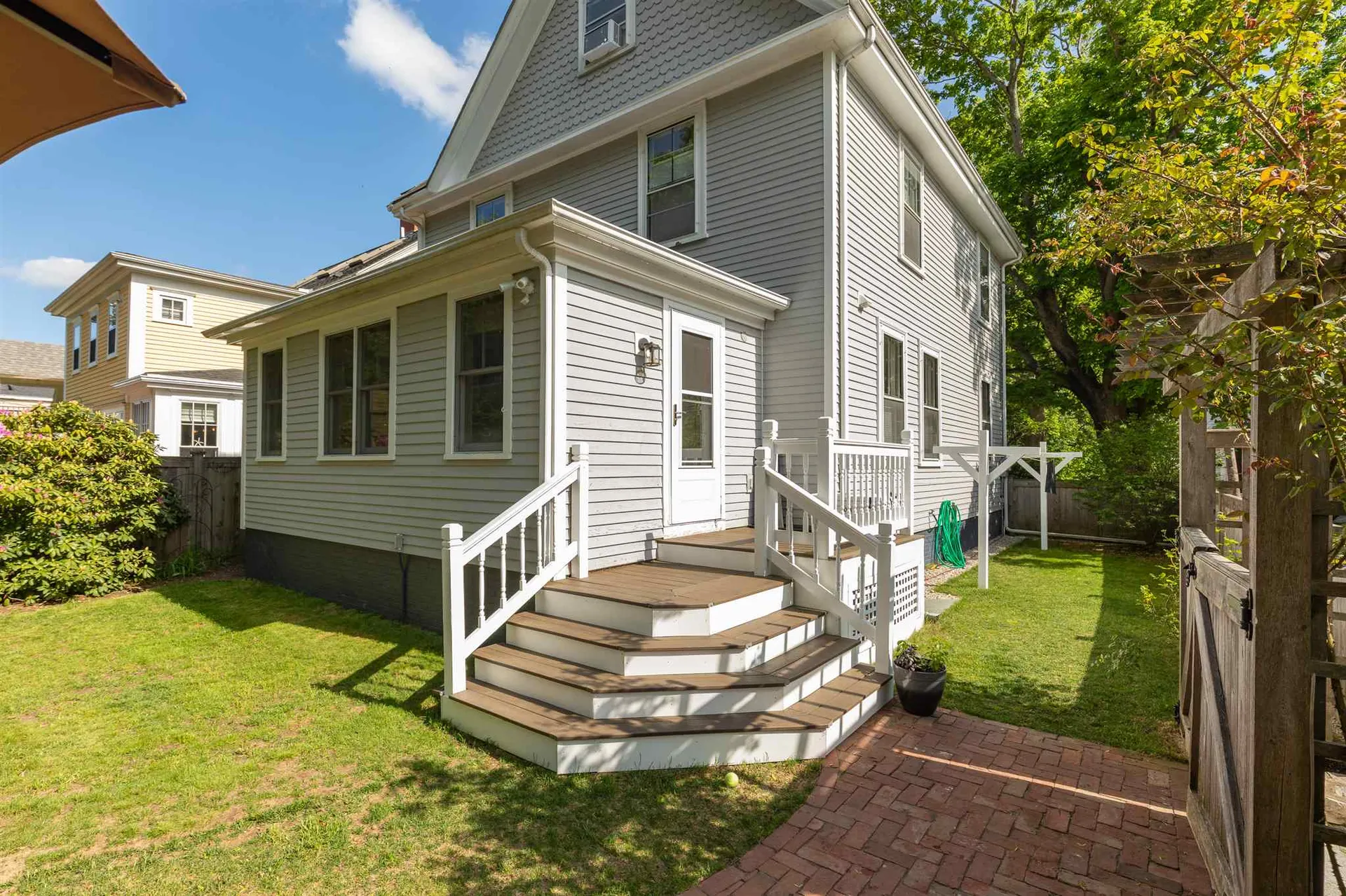 59 New Castle Avenue Portsmouth NH 03801