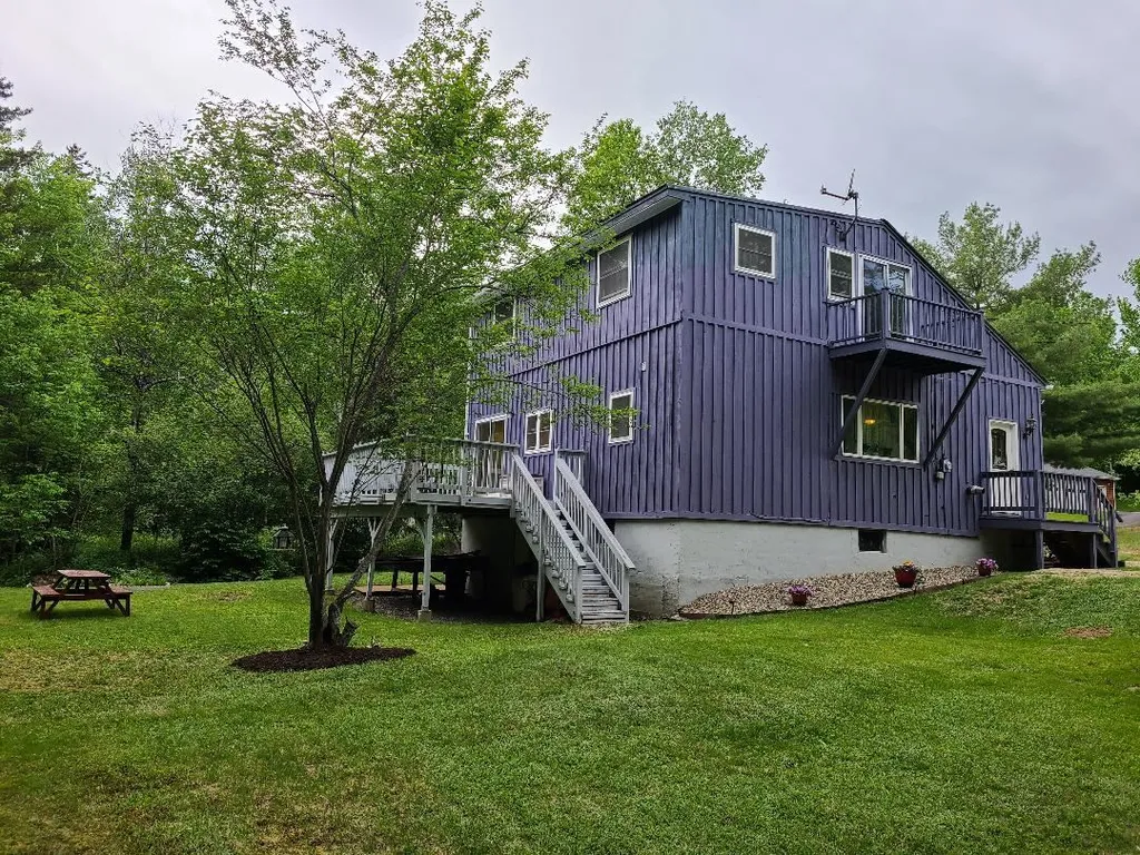 89 Jimtown Road Gorham NH 03581