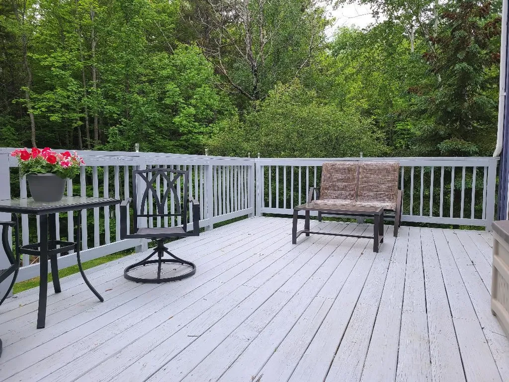 89 Jimtown Road Gorham NH 03581