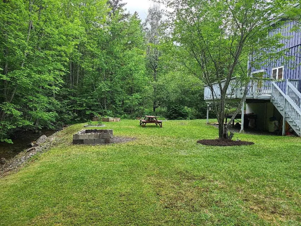 89 Jimtown Road Gorham NH 03581