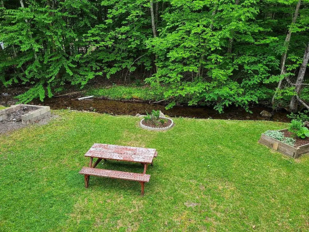 89 Jimtown Road Gorham NH 03581