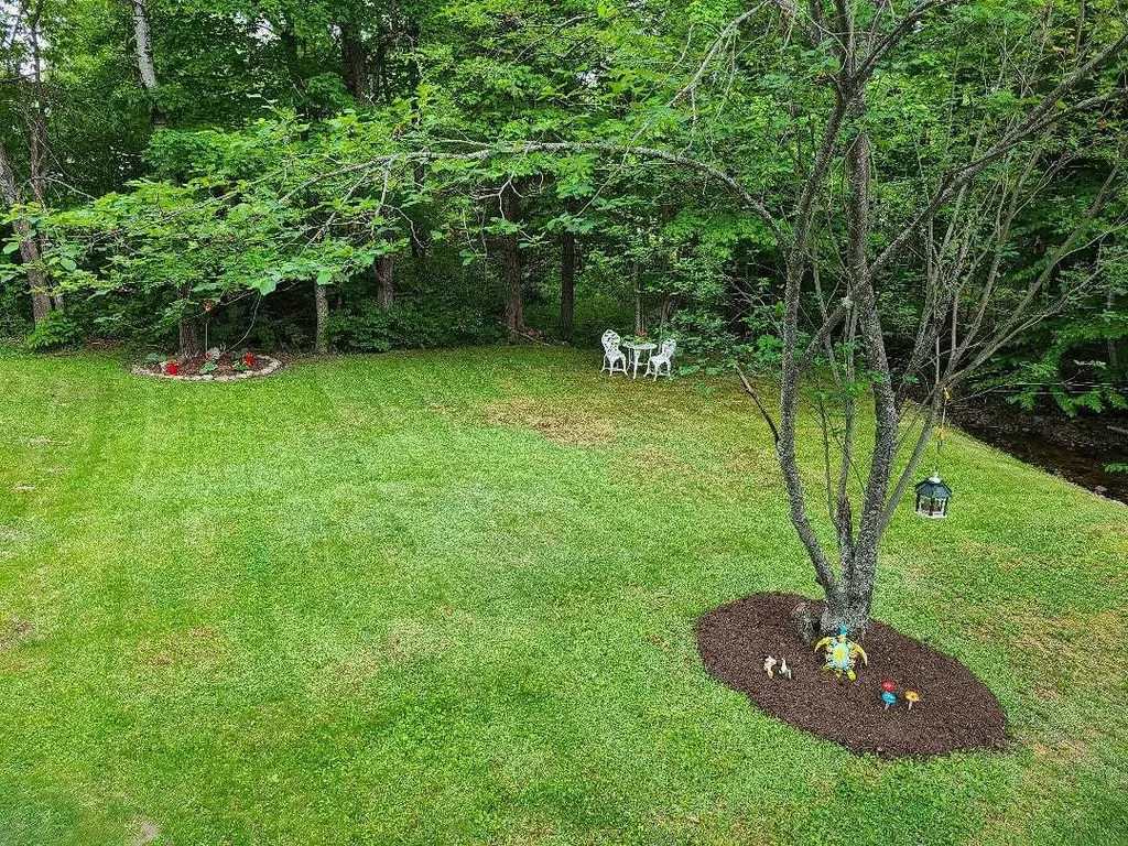 89 Jimtown Road Gorham NH 03581