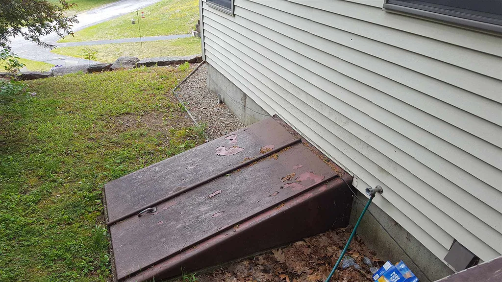551 White Mountain Highway Tamworth NH 03886
