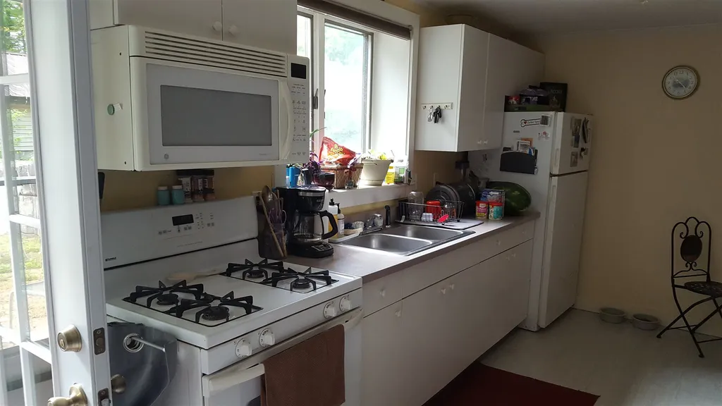 551 White Mountain Highway Tamworth NH 03886