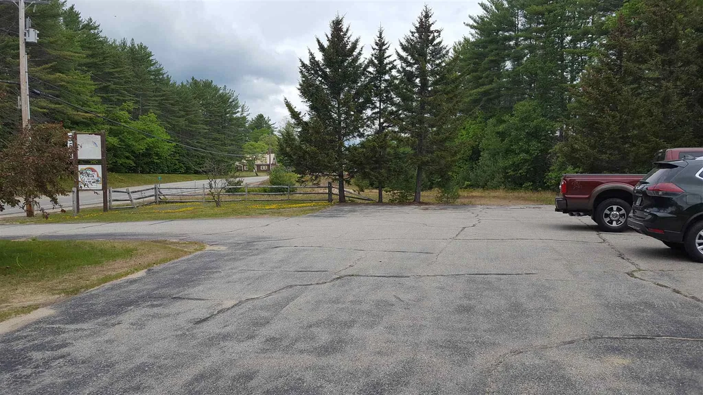 551 White Mountain Highway Tamworth NH 03886