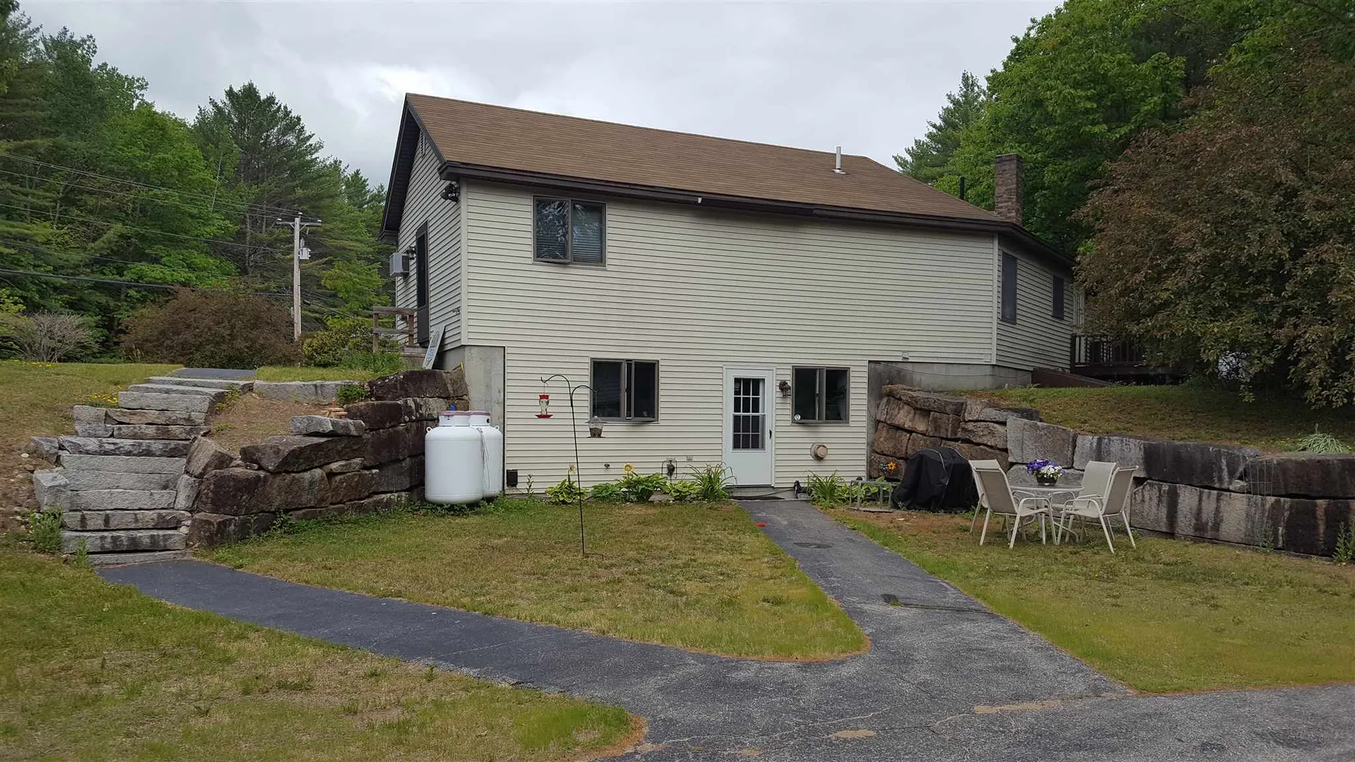 551 White Mountain Highway Tamworth NH 03886