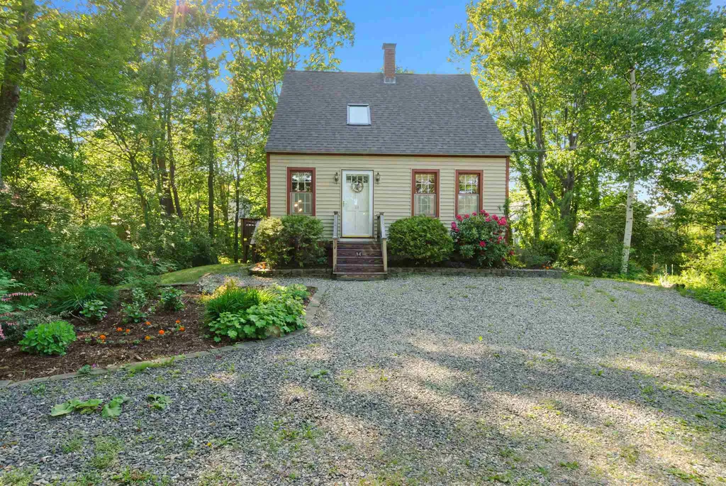 84 Cycad Avenue York ME 03909