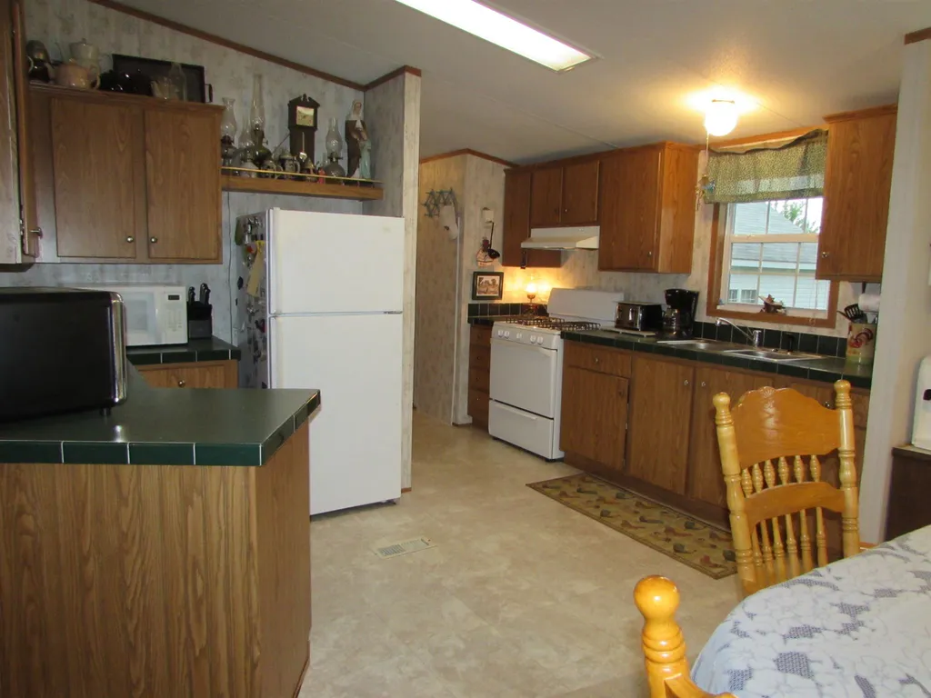 1685 West Shore Road Isle La Motte VT 05463