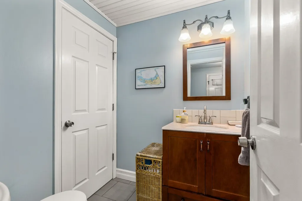 380 Ocean Road Portsmouth NH 03801