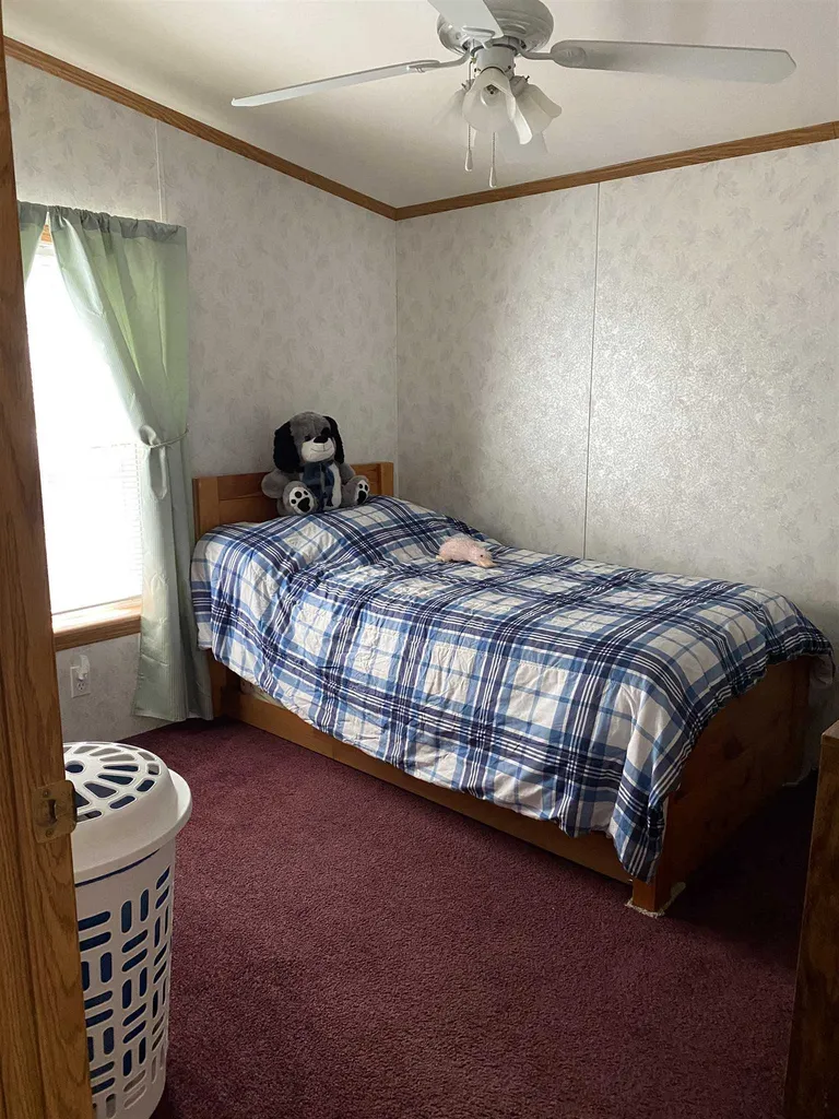 173 Twin Bridge Road Weare NH 03281
