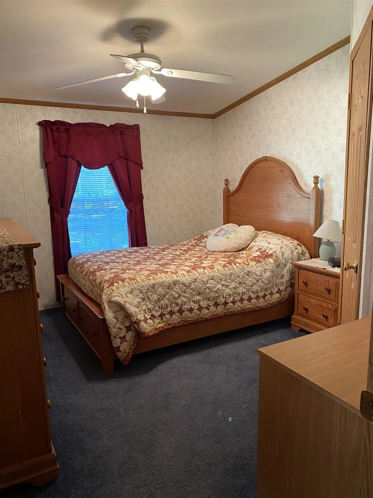 173 Twin Bridge Road Weare NH 03281