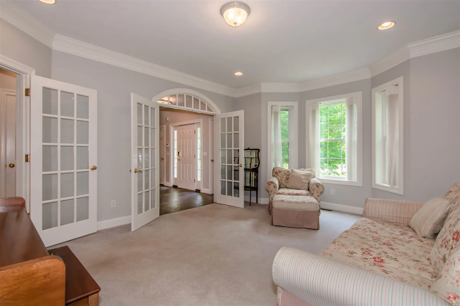 9 Surrey Lane Salem NH 03079