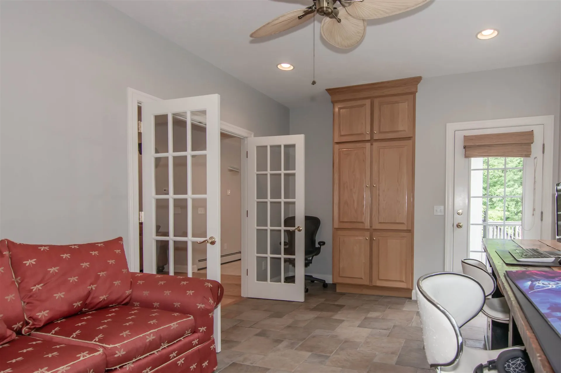 9 Surrey Lane Salem NH 03079