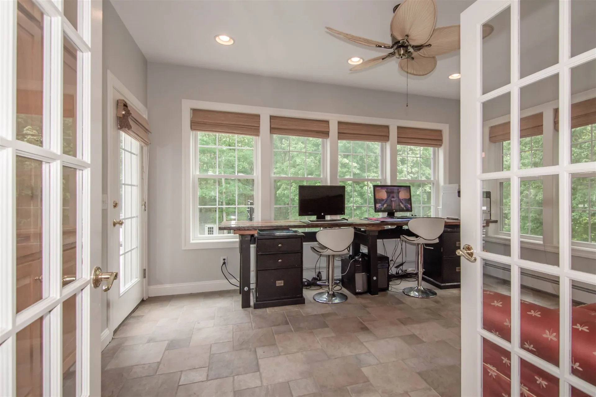 9 Surrey Lane Salem NH 03079