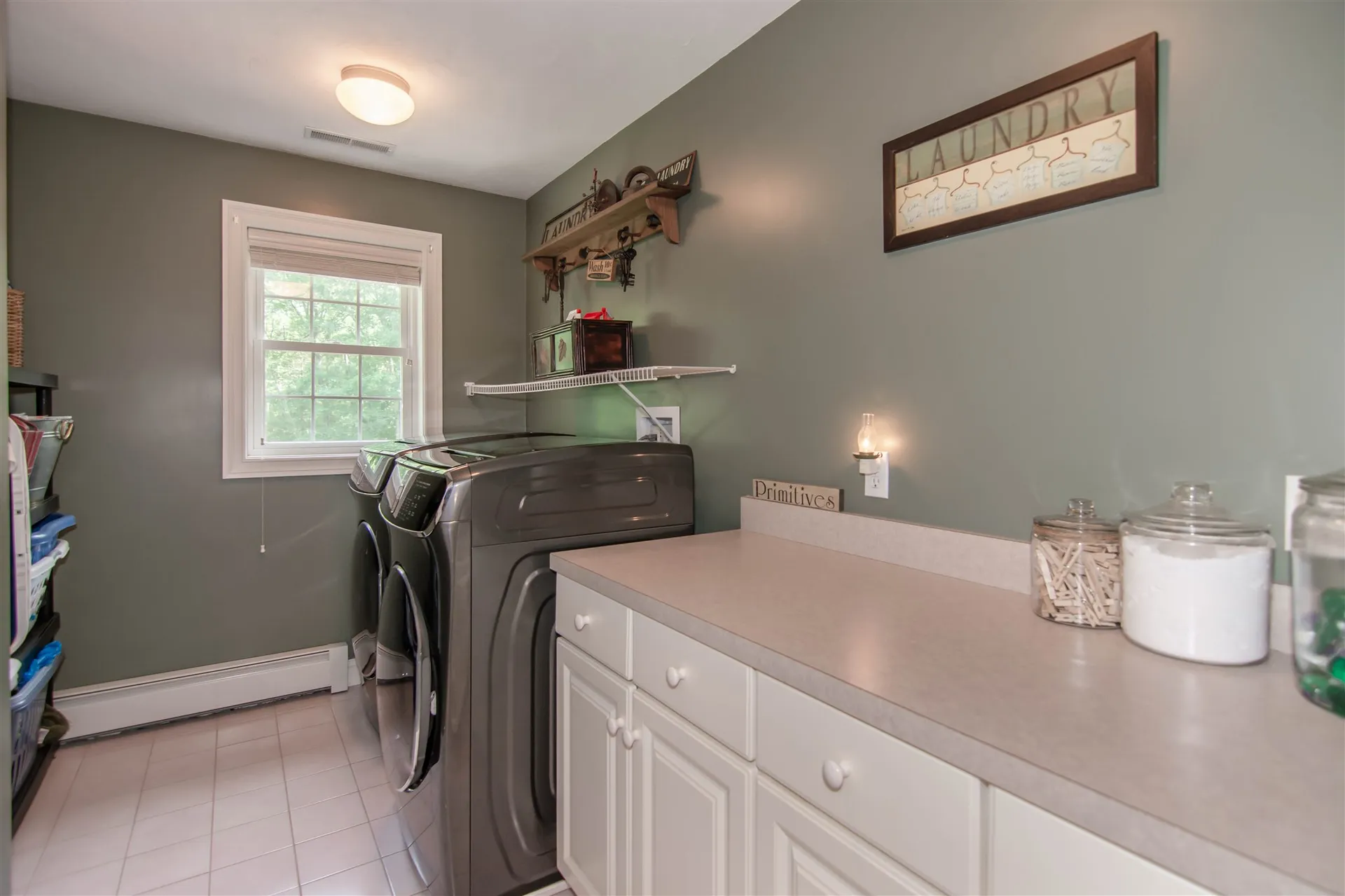 9 Surrey Lane Salem NH 03079