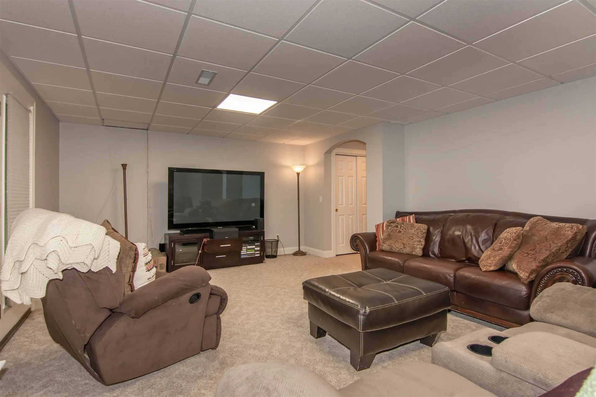 9 Surrey Lane Salem NH 03079