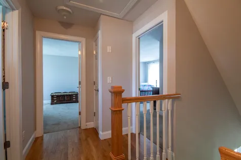31 Hunter Mill Way Londonderry NH 03053