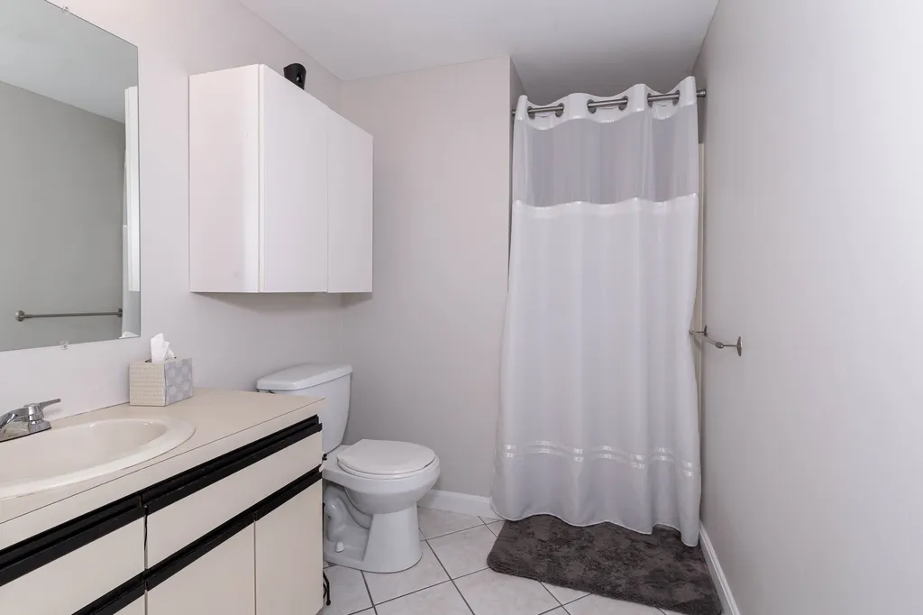26 Adam Drive Hudson NH 03051
