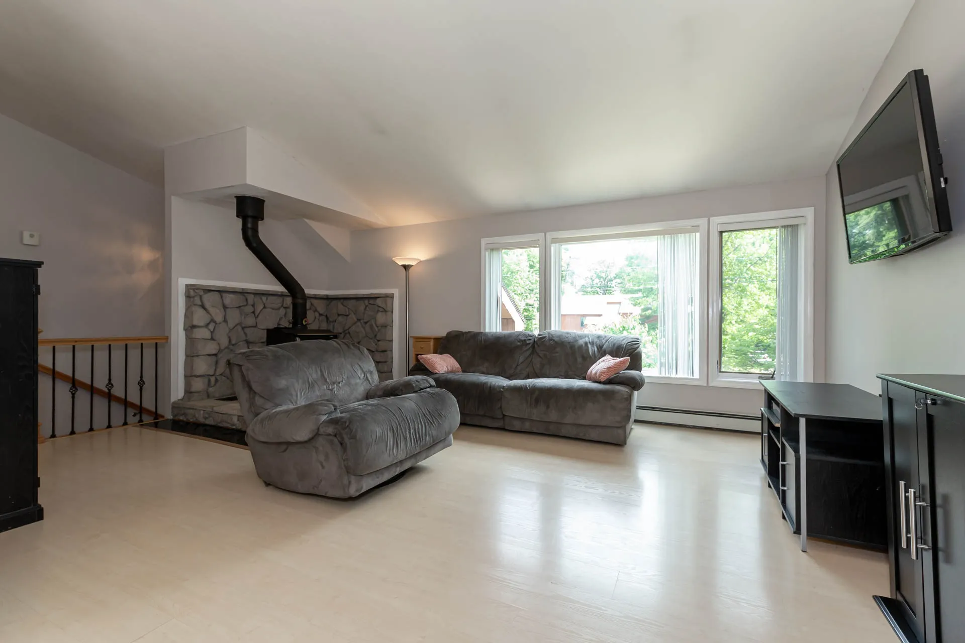 26 Adam Drive Hudson NH 03051