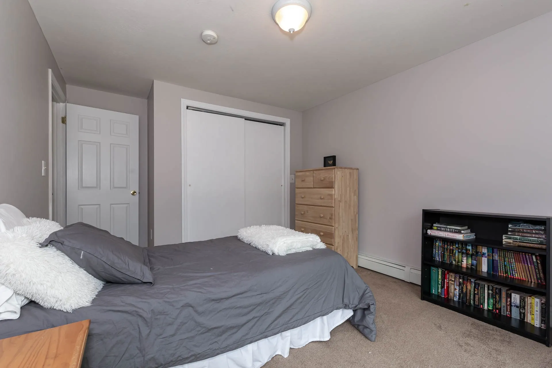 26 Adam Drive Hudson NH 03051