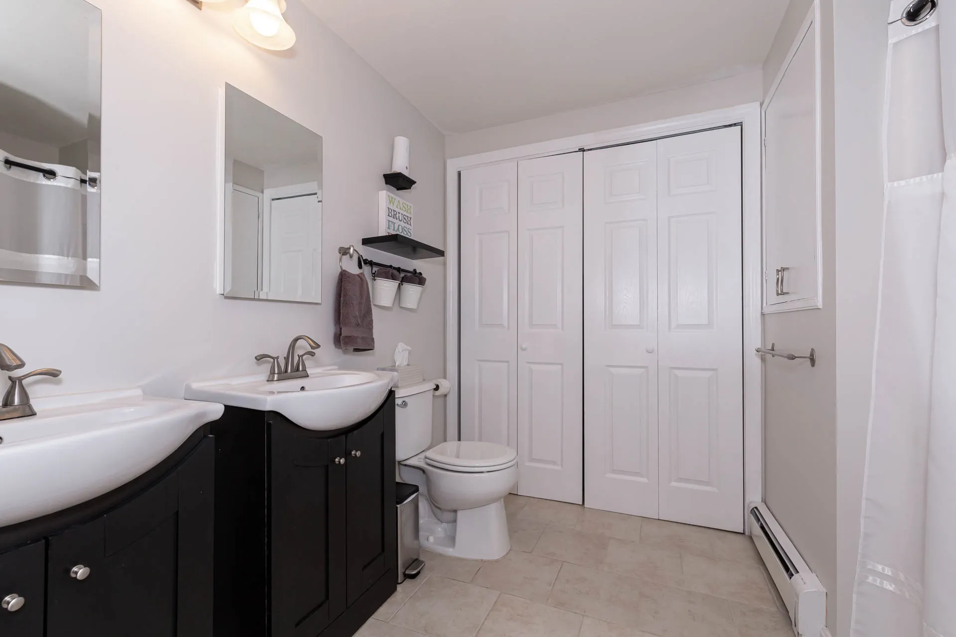 26 Adam Drive Hudson NH 03051