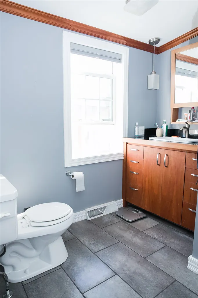 1029 Town Hill Road New Haven VT 05472