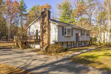 7 Jeff Lane Litchfield NH 03052