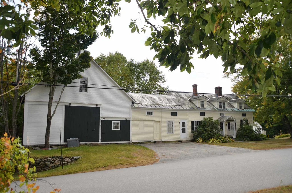 2 Glebe Road Westmoreland NH 03467