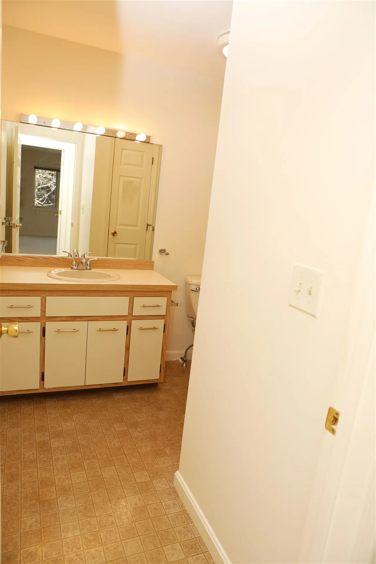 47 Dogwood Drive Nashua NH 03062