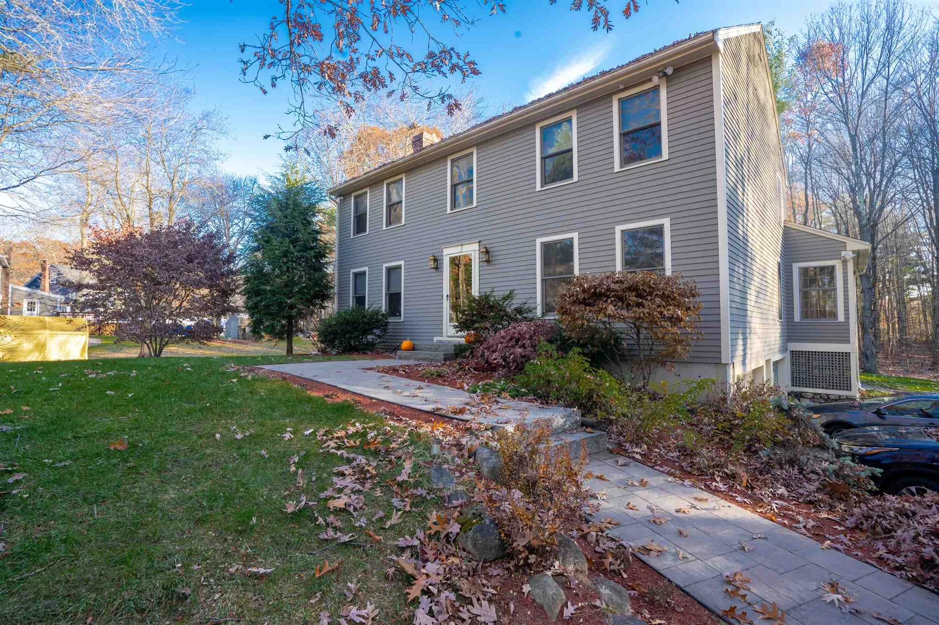 17 Meadowbrook Road Derry NH 03038
