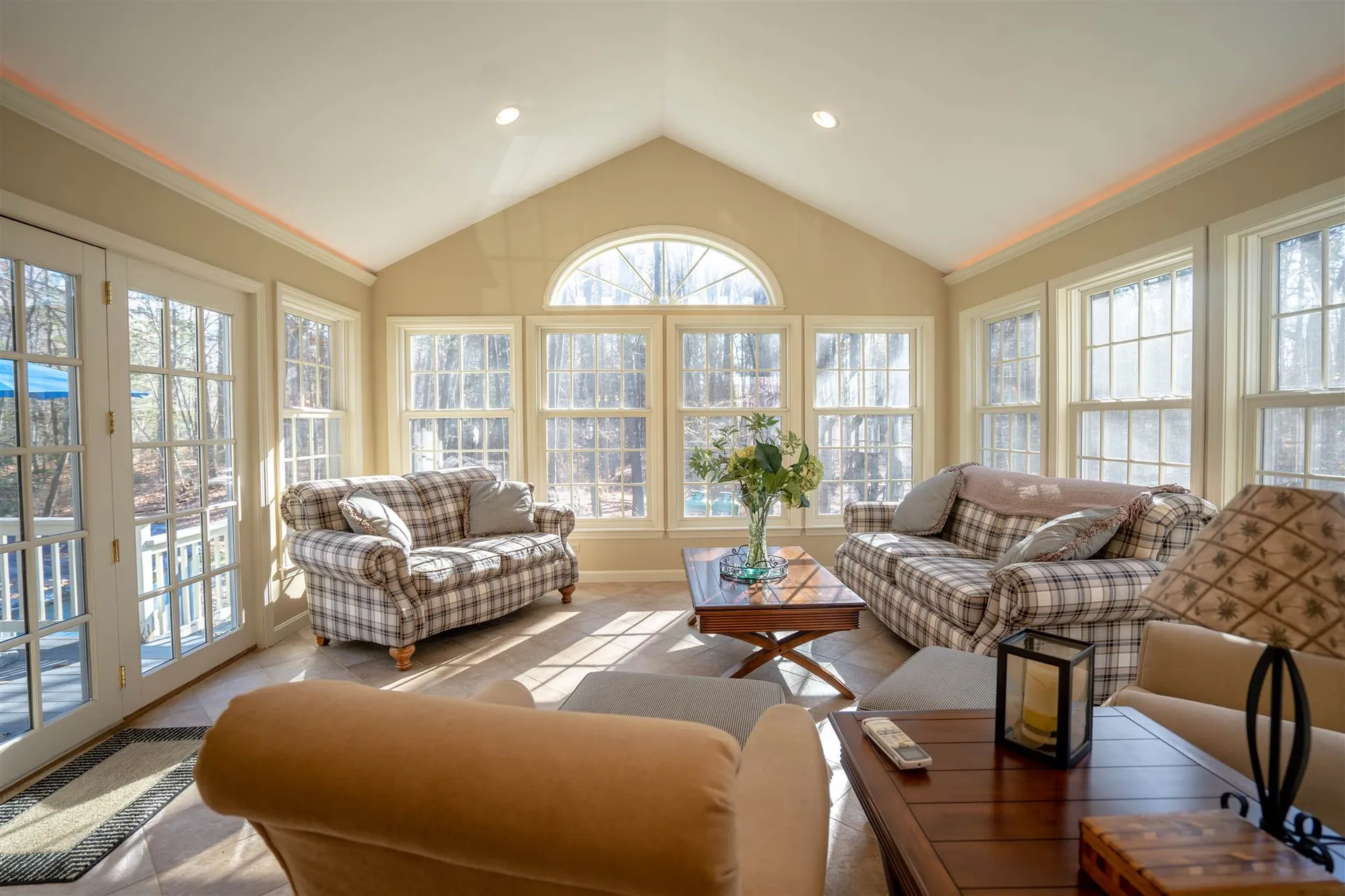 17 Meadowbrook Road Derry NH 03038