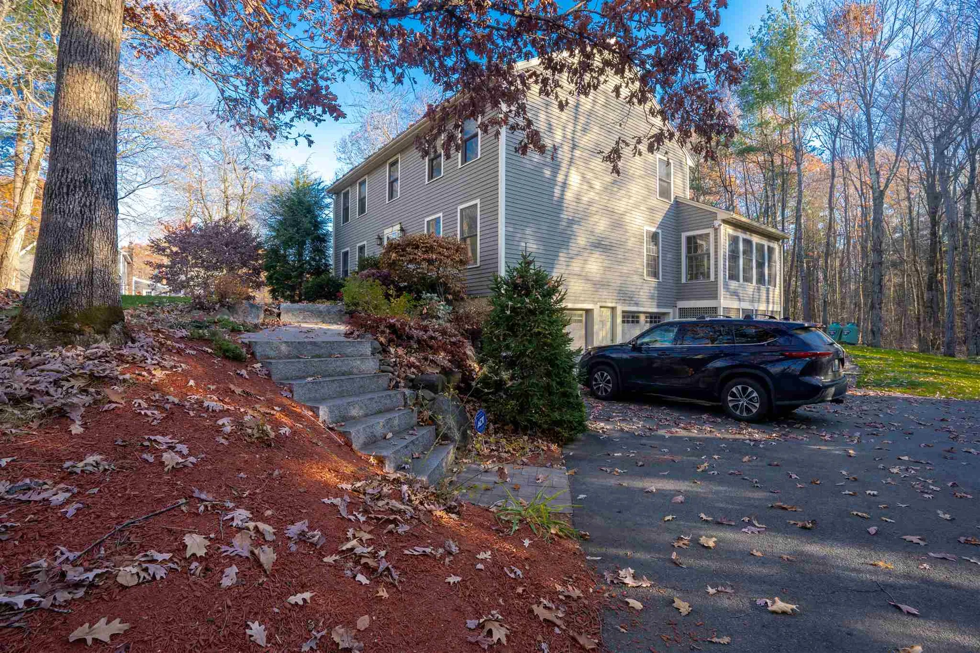 17 Meadowbrook Road Derry NH 03038