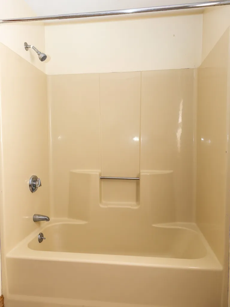 8 Kelsey Drive Durham NH 03824