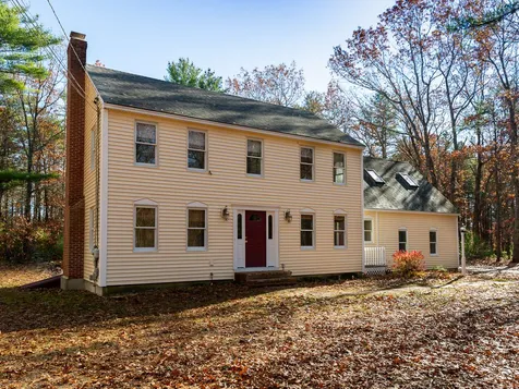 8 Kelsey Drive Durham NH 03824