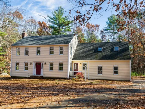 8 Kelsey Drive Durham NH 03824