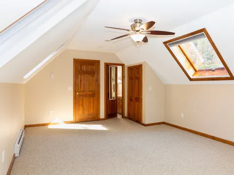 8 Kelsey Drive Durham NH 03824