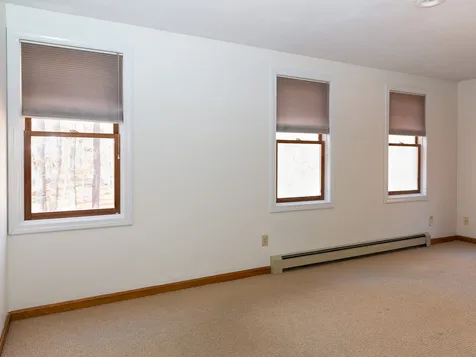 8 Kelsey Drive Durham NH 03824