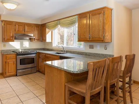 8 Kelsey Drive Durham NH 03824