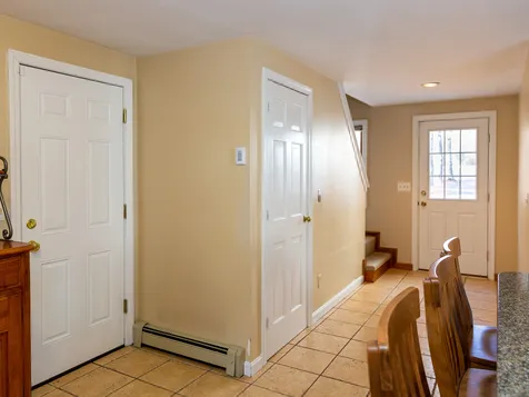 8 Kelsey Drive Durham NH 03824