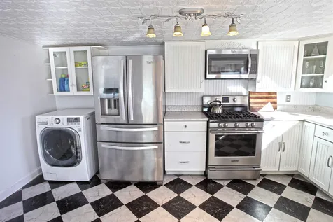 628 South Wardsboro Road Newfane VT 05345