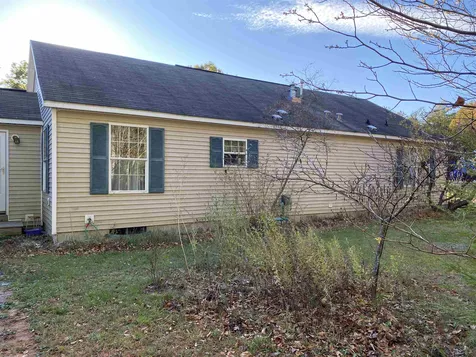 94 Pheasant Lane Barrington NH 03825